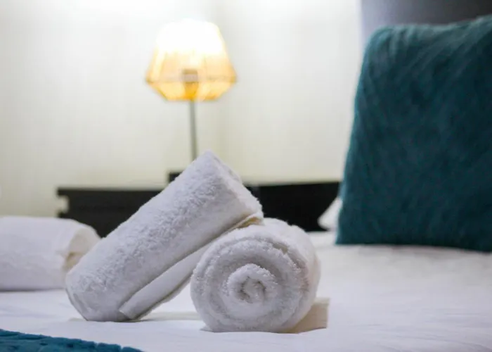 Δωμάτια σε οικογενειακή κατοικία Vieira Natural Pools