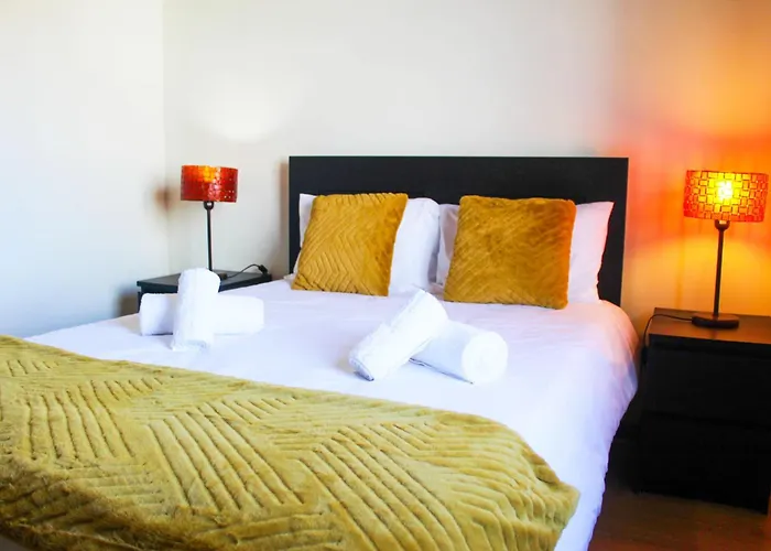 Δωμάτια σε οικογενειακή κατοικία Vieira Natural Pools *